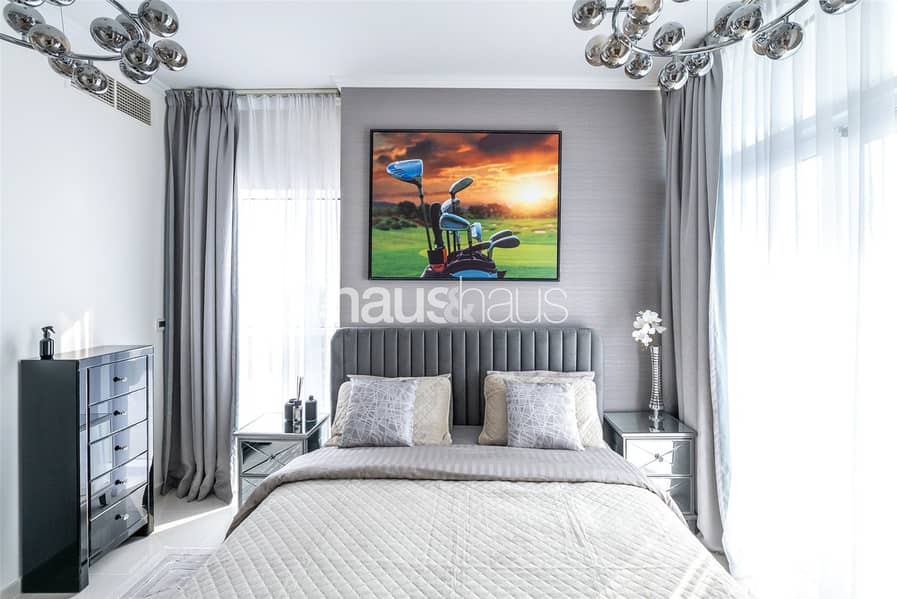 Exclusive | Premium Furniture | Bright and Airy - Image 7