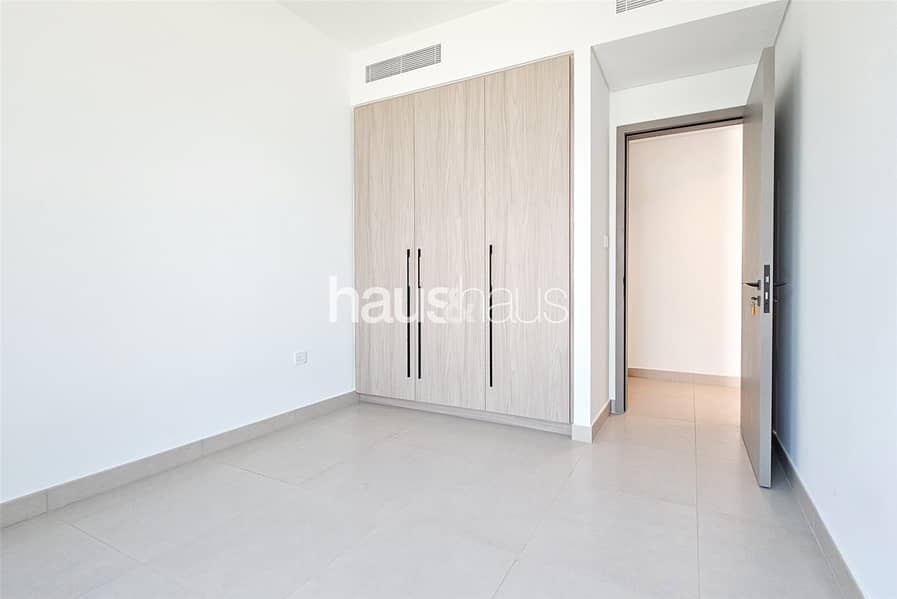 All Upgrades | Garage | Large Plot - Image 7