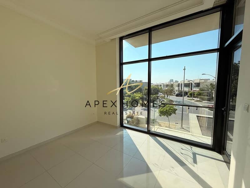 Spacious Layout | Near Malibu Beach | Vacant