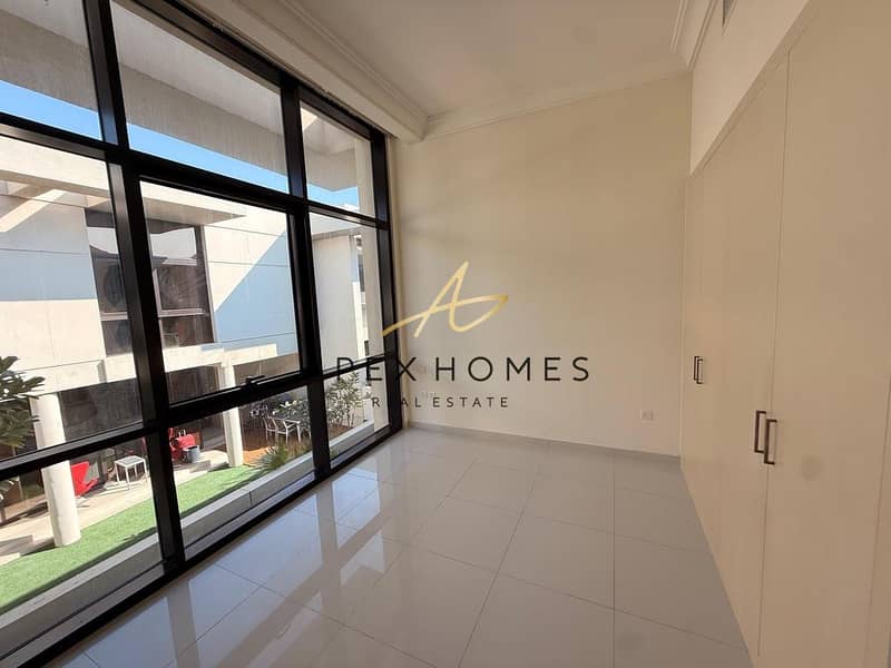 Spacious Layout | Near Malibu Beach | Vacant - Image 7