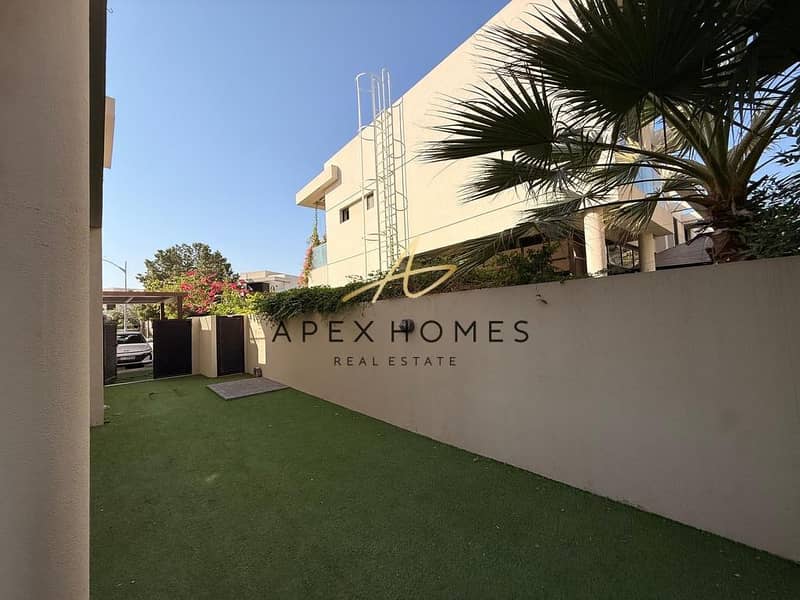 Spacious Layout | Near Malibu Beach | Vacant - Image 19