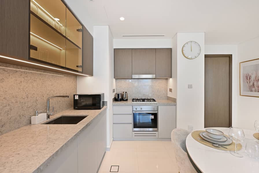 Cozy 1BD Apartment in Grand Bleu, Emaar Beachfront