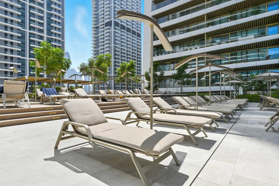 Cozy 1BD Apartment in Grand Bleu, Emaar Beachfront - Image 9