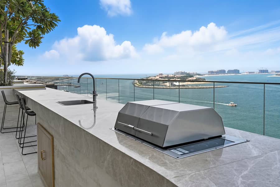 Cozy 1BD Apartment in Grand Bleu, Emaar Beachfront - Image 35