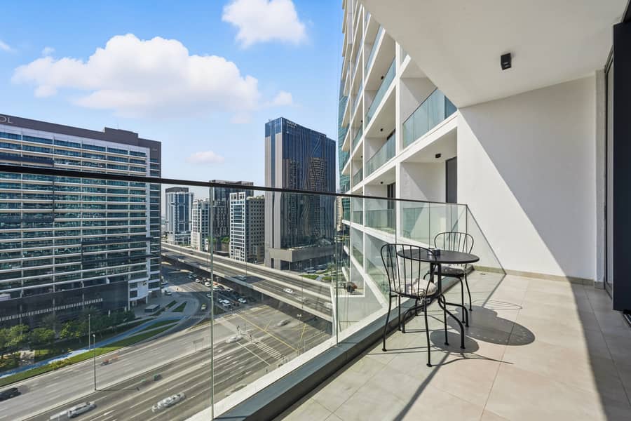 New, Bright & Cozy 1BD at Paragon by IGO, Dubai - Image 20