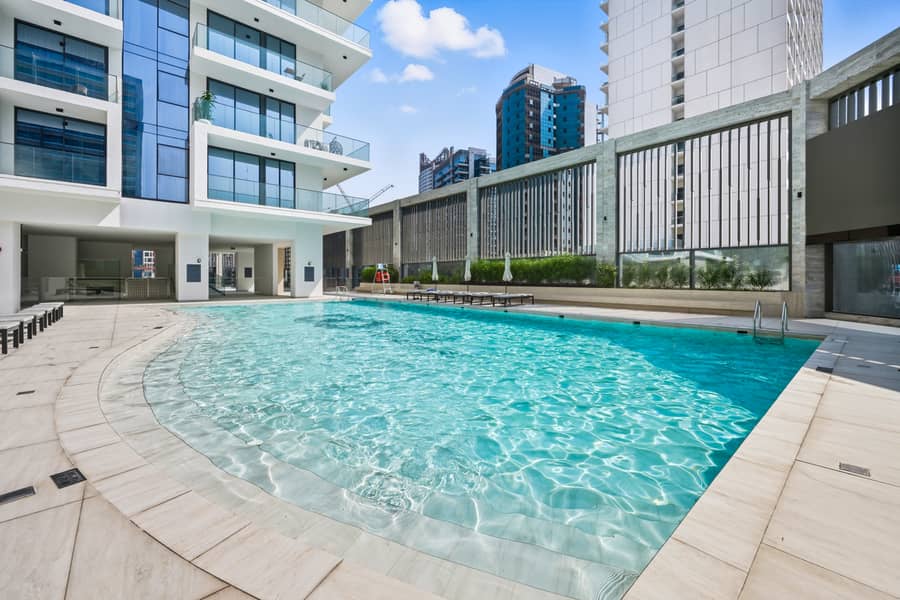 New, Bright & Cozy 1BD at Paragon by IGO, Dubai - Image 43