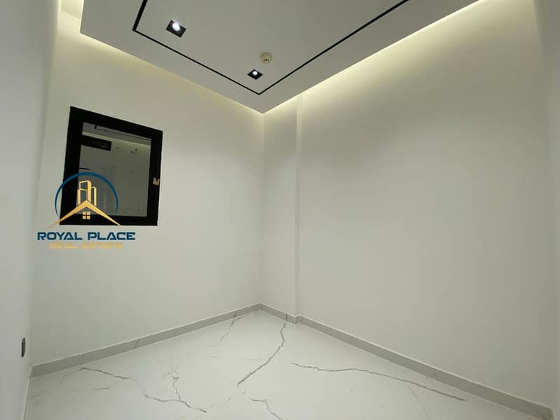 Upgraded 2 Bedroom + Maid Room | Bright & Spacious - Image 9