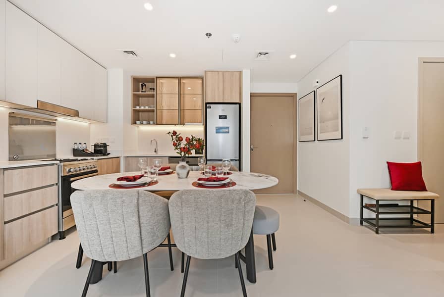 Brand new stylish apartment in Dubai Hills - Image 16