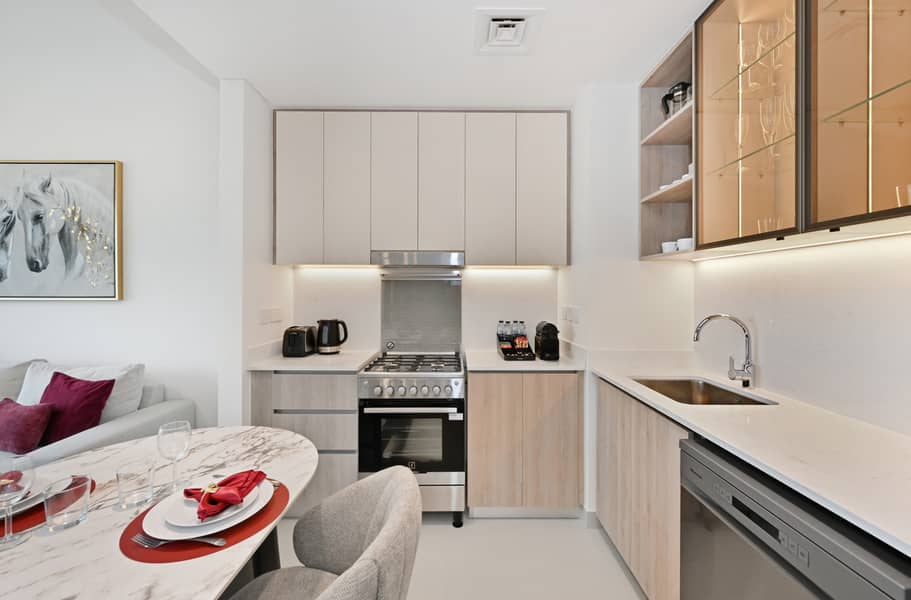 Brand new stylish apartment in Dubai Hills - Image 17