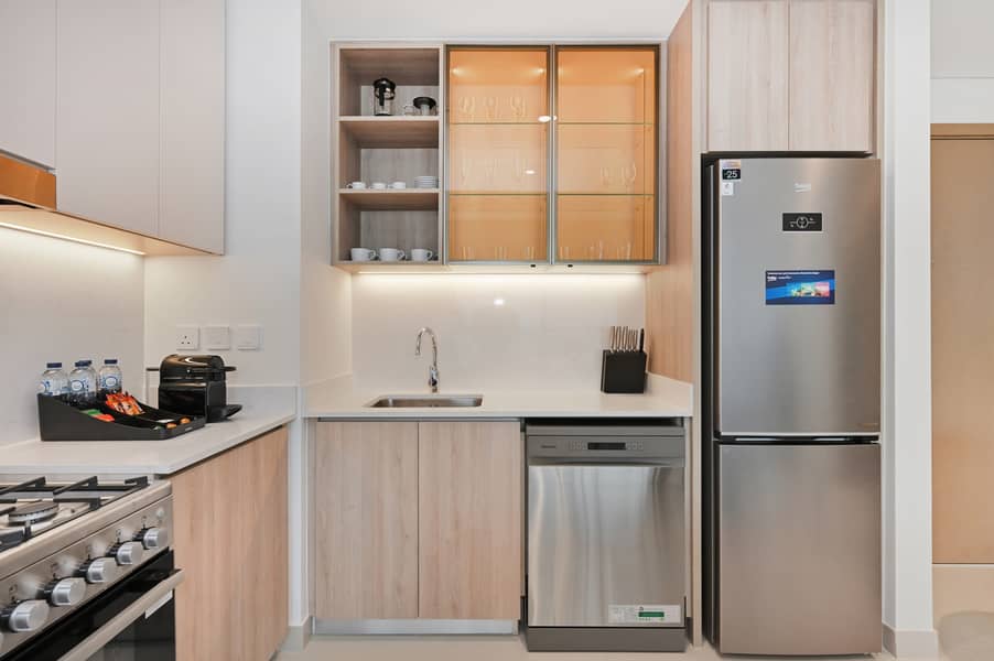 Brand new stylish apartment in Dubai Hills - Image 19