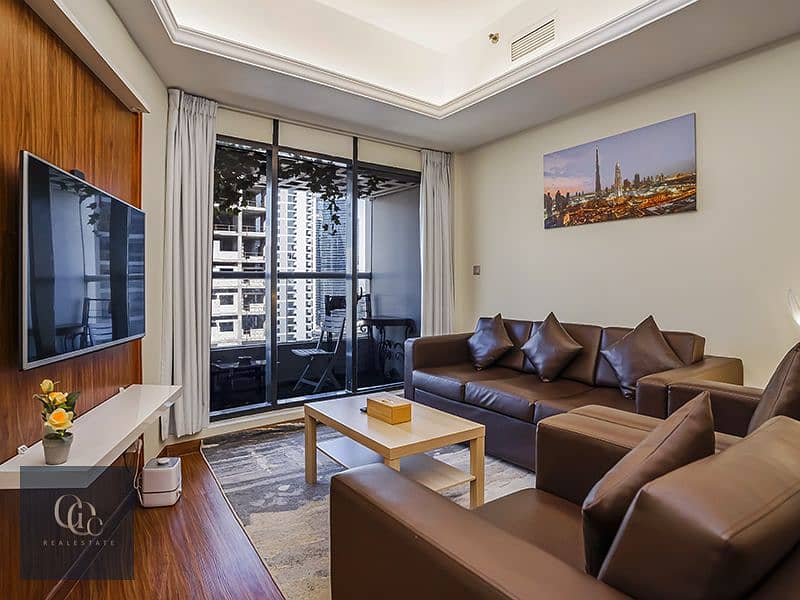 Easy Access to Metro | High floor with Balcony | Upgraded and Equipped