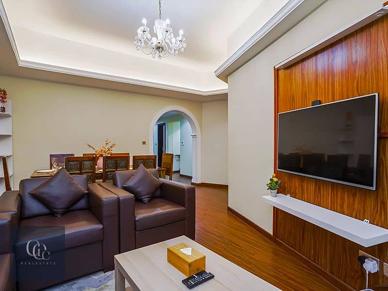 Easy Access to Metro | High floor with Balcony | Upgraded and Equipped