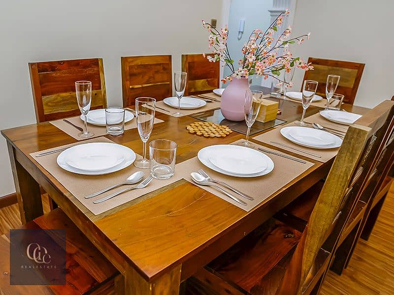 Easy Access to Metro | High floor with Balcony | Upgraded and Equipped