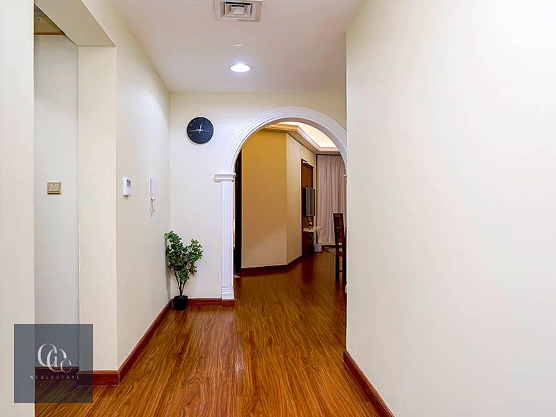 Easy Access to Metro | High floor with Balcony | Upgraded and Equipped