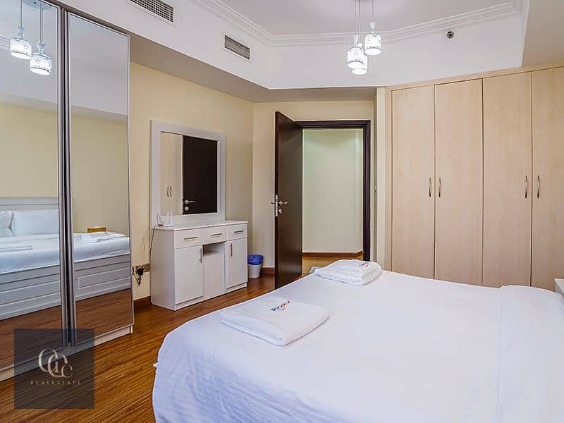 Easy Access to Metro | High floor with Balcony | Upgraded and Equipped - Image 8