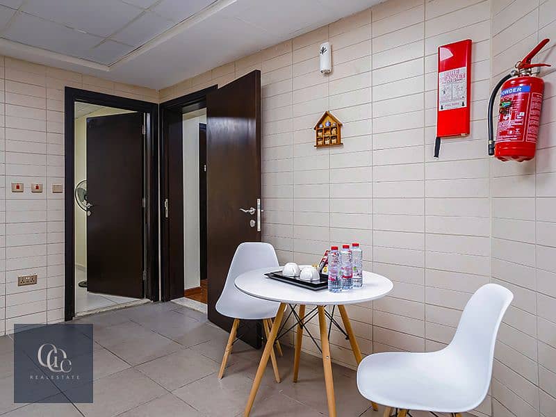 Easy Access to Metro | High floor with Balcony | Upgraded and Equipped - Image 12