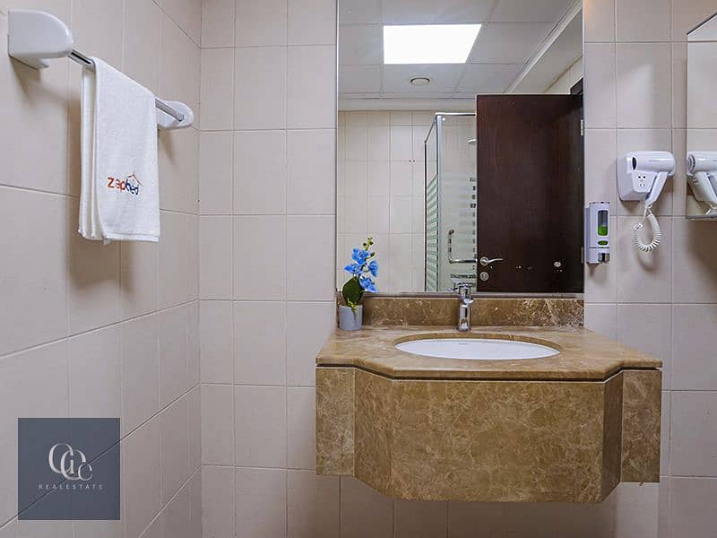 Easy Access to Metro | High floor with Balcony | Upgraded and Equipped - Image 13