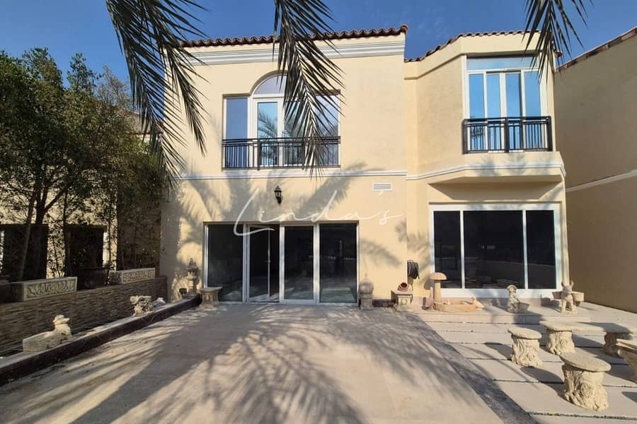 Vastu / Fully Upgraded /Extended to 4 beds