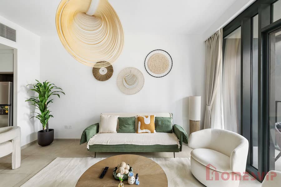 Luxurious 1BR | Modern Apartment | Balcony & Pool - Image 6