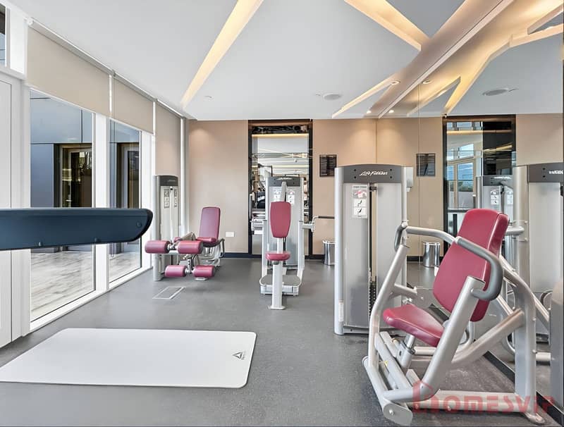 Luxury Unit High Floor Damac Majestine - Image 26