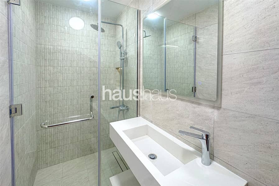 Fully Upgraded | 3 Bedrooms | Vacant Now - Image 12