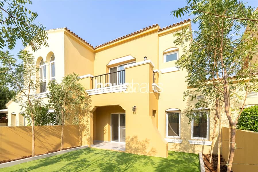 Fully Upgraded | 3 Bedrooms | Vacant Now - Image 13