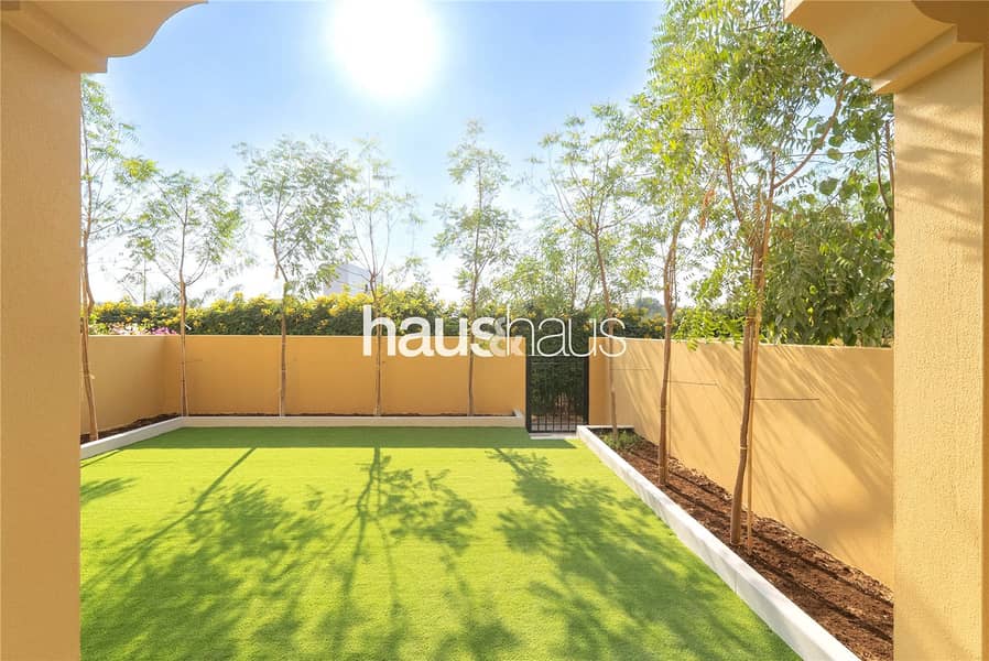 Fully Upgraded | 3 Bedrooms | Vacant Now - Image 24