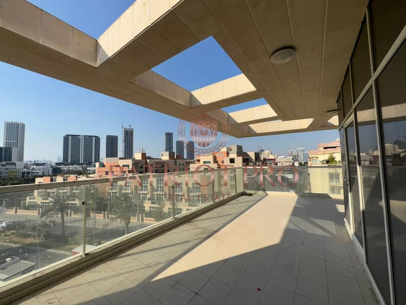 Duplex Unit - Elegant 3 BHK Spacious Big Layout - Image 13