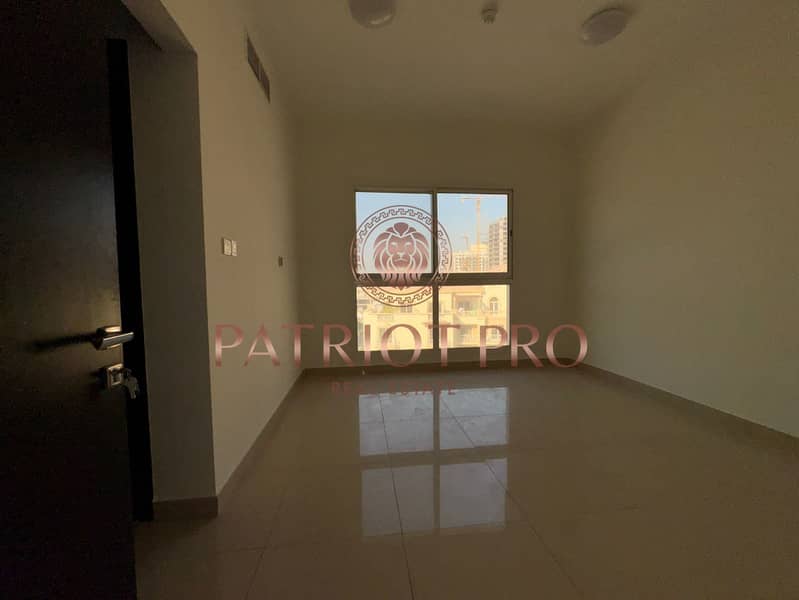 Duplex Unit - Elegant 3 BHK Spacious Big Layout - Image 20