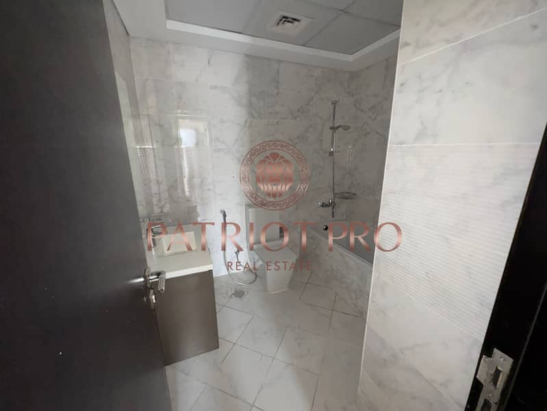 Duplex Unit - Elegant 3 BHK Spacious Big Layout - Image 22