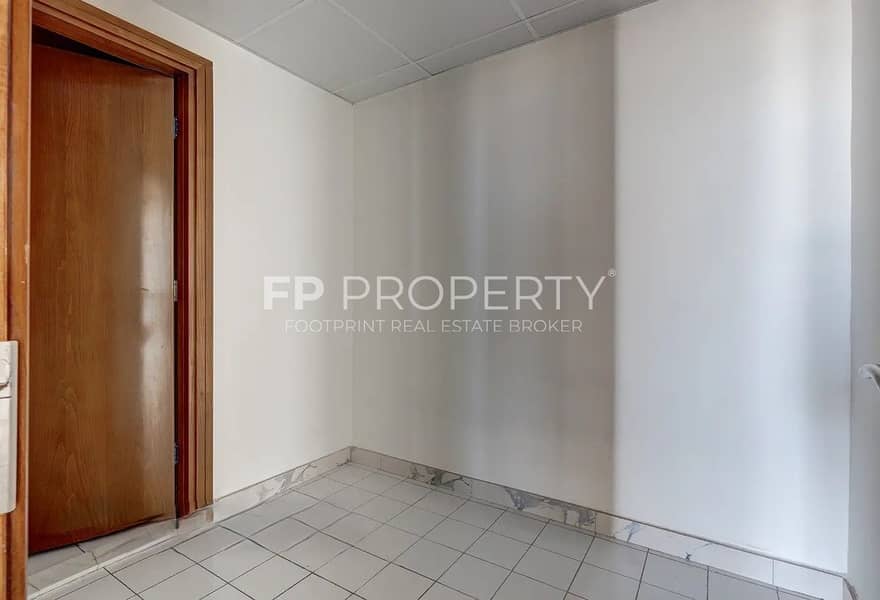 Luxurious 3+Maid Room Flat | Sea View | High Floor