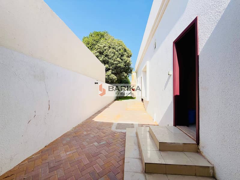 Beautifully 4BR Villa Private Garden |Al Quoz 4 - Image 17