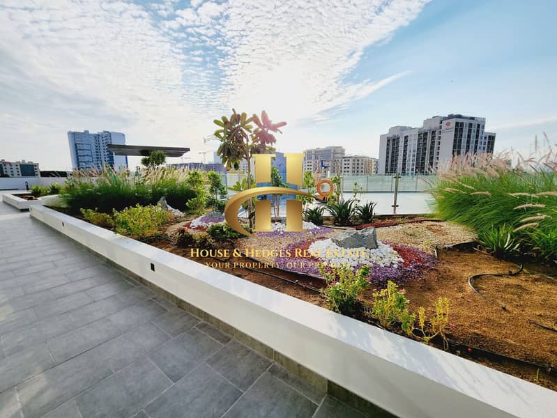 Lavish 1 Bedroom | Chiller Free | Fitted Kitchen | Pool View - Image 13