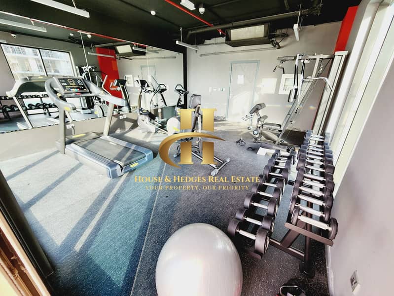 Lavish 1 Bedroom | Chiller Free | Fitted Kitchen | Pool View - Image 18