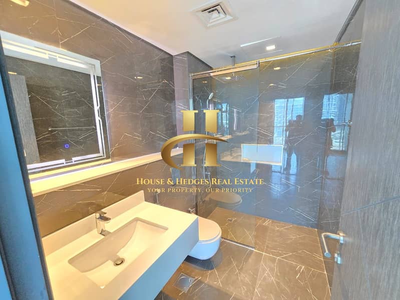 Lavish 1 Bedroom | Chiller Free | Fitted Kitchen | Pool View - Image 22