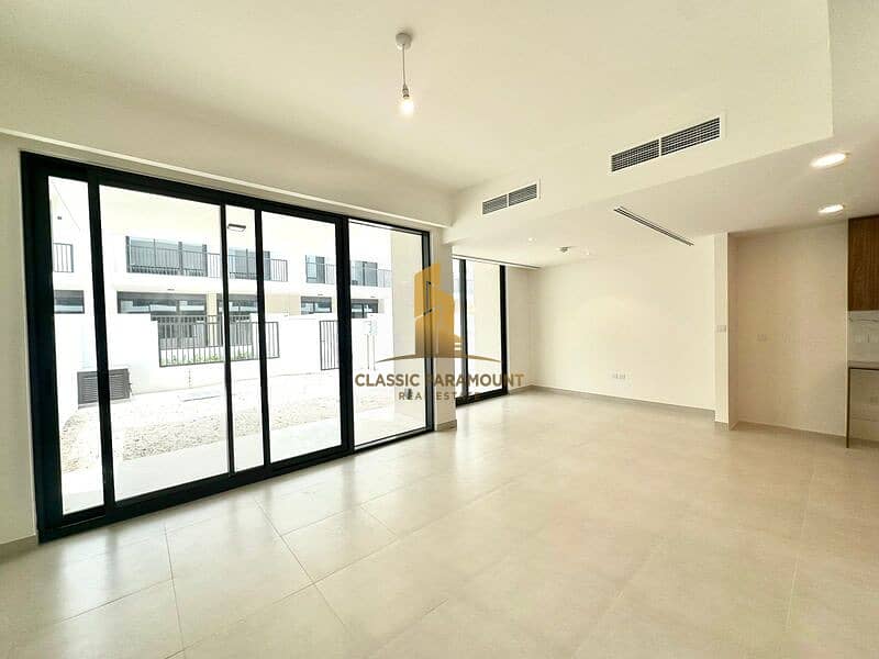 Single Row | Multiple Units | Close to Amenities