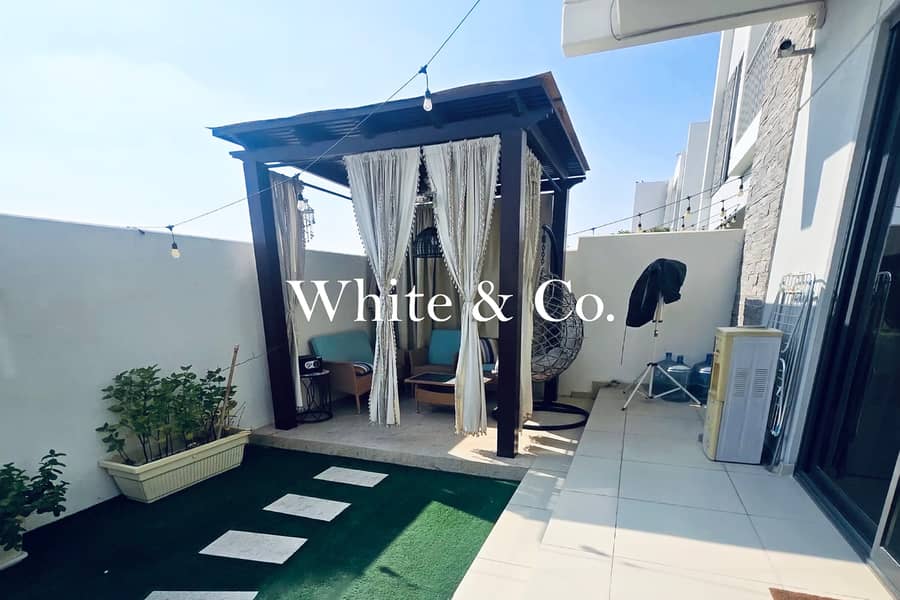 Single Row | Landscaped | Mid Corner 3BR