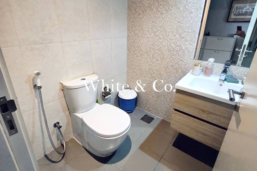 Single Row | Landscaped | Mid Corner 3BR - Image 11