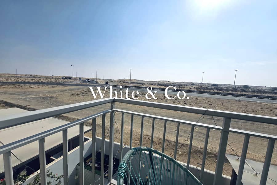 Single Row | Landscaped | Mid Corner 3BR - Image 18