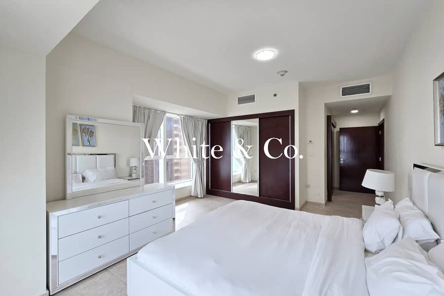 Vacant | Private Elevator | Full Sea View - Image 11