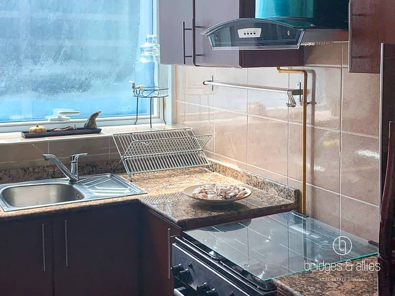 UNAFFECTED BY FIRE | FURNISHED | MOTIVATED SELLER - Image 6