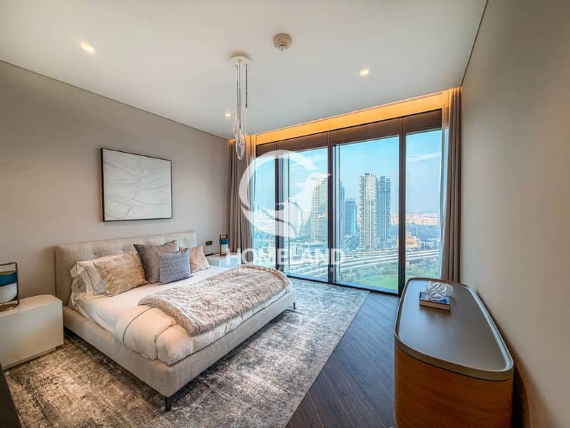 Original Show Unit | Maids | Brand New | Burj View - Image 14