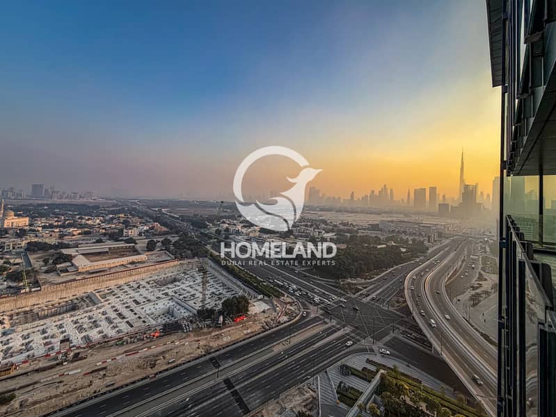 Original Show Unit | Maids | Brand New | Burj View - Image 20