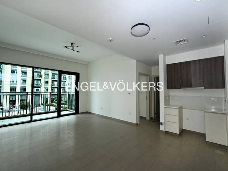 High Floor | Boulevard View | Vacant on Transfer