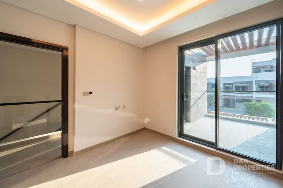 Brand New | Park and Lake views | Modern Living - Image 11