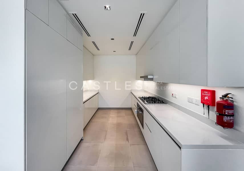 Brand New | Ready To Move In | Contemporary Style Villa - Image 8