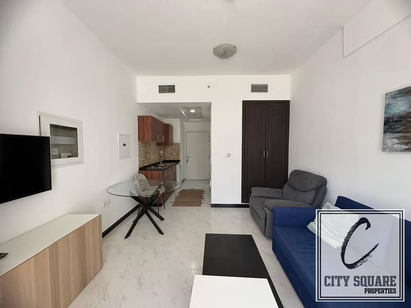 Fully Furnished | Studio | Mid floor with balcony