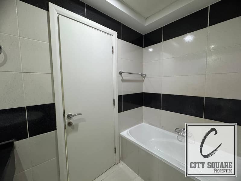 Fully Furnished | Studio | Mid floor with balcony - Image 7