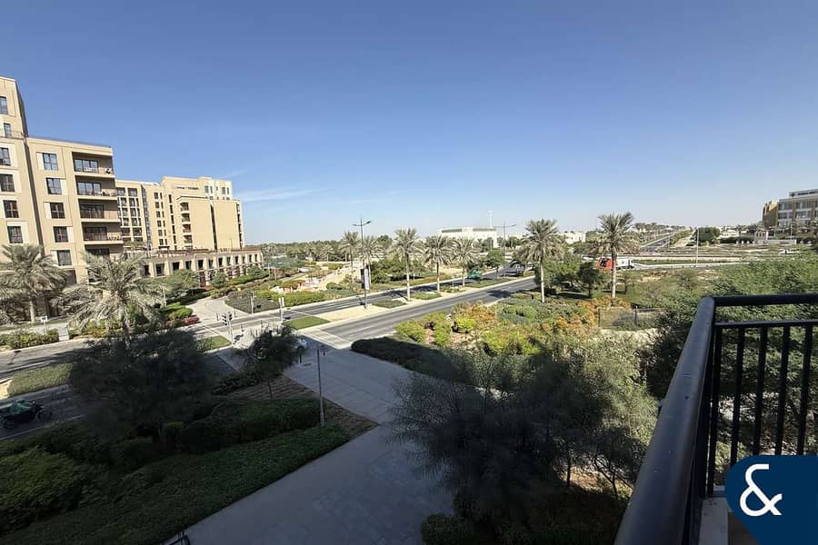 Large Terrace | Pool Side Apartment | Vacant - Image 13