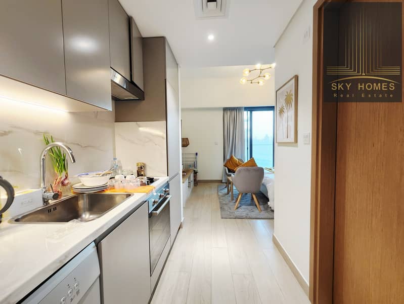 Luxury Fully Furnished Studio Apartment With Burj Khalifa view - Image 11